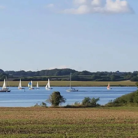 Trollehus בית נופש *