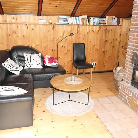 Trollehus * Steinberg (Schleswig-Holstein)